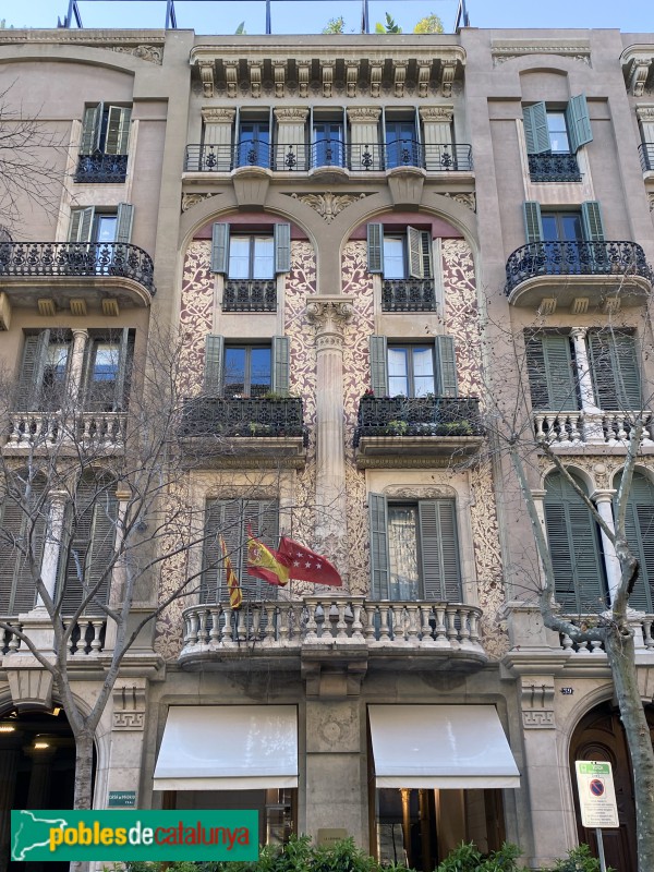 Barcelona - Ausiàs Marc, 37-39 (Foto: Albert Esteves, 2022) Barcelona - Ausiàs Marc, 37-39