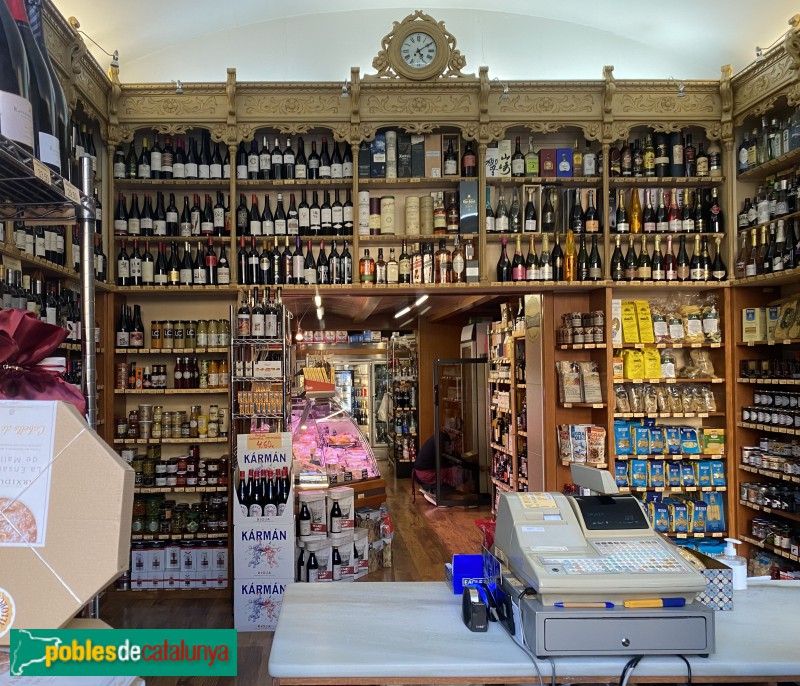 Barcelona - Queviures Serra (Foto: Albert Esteves, 2022) Barcelona - Queviures Serra