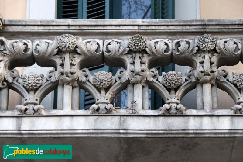 Barcelona - Plaça Tetuán, 9 (Foto: Albert Esteves, 2022) Barcelona - Plaça Tetuán, 9