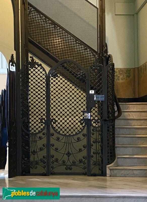 Barcelona - Bailèn, 36 (Foto: Albert Esteves, 2022) Barcelona - Bailèn, 36