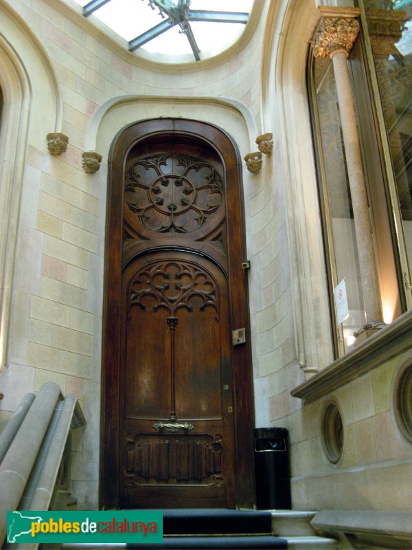 Barcelona - Passeig de Gràcia, 66 (Foto: Albert Esteves, 2007) Barcelona - Passeig de Gràcia, 66