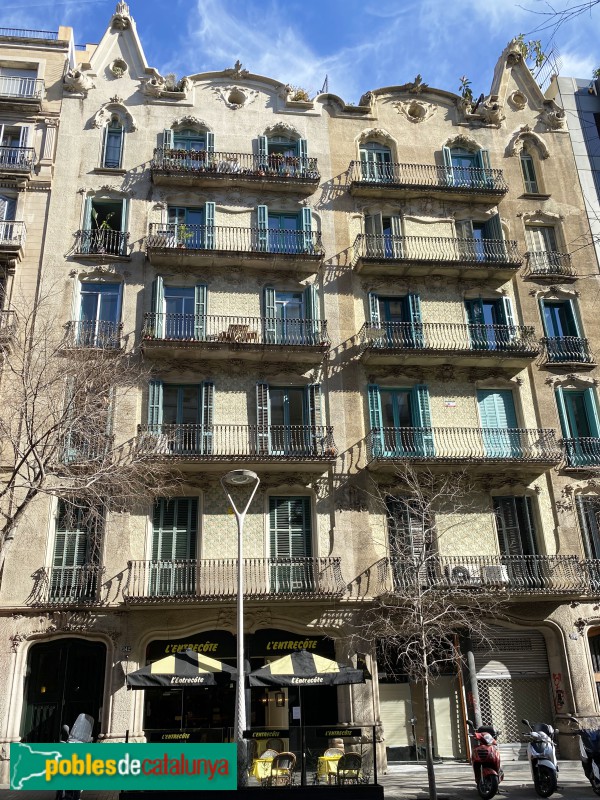 Barcelona - Pau Claris, 140-142 (Foto: Albert Esteves, 2022) Barcelona - Pau Claris, 140-142