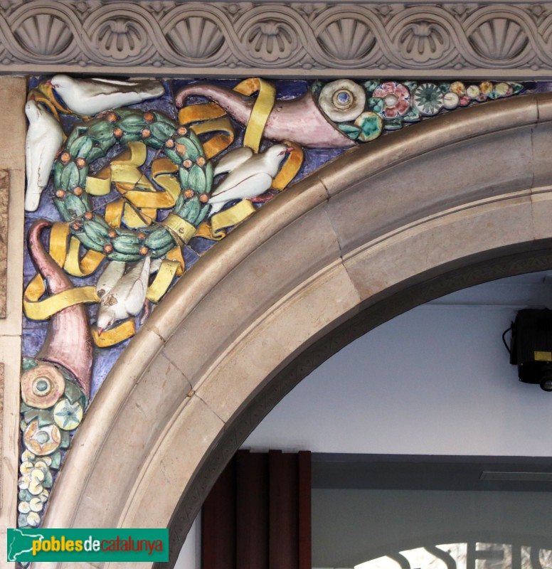 Barcelona - Gran Via, 64, detall (Foto: Albert Esteves, 2022) Barcelona - Gran Via, 64, detall