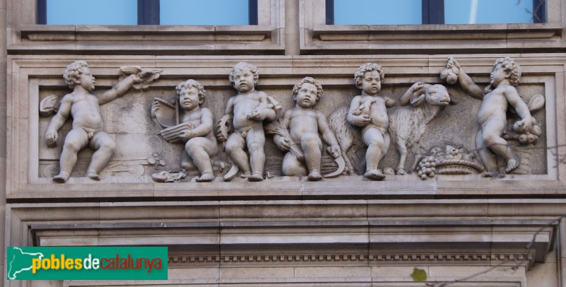 Barcelona - Passeig de Gràcia, 11 (Foto: Albert Esteves, 2022) Barcelona - Passeig de Gràcia, 11