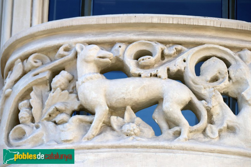 Barcelona - Rambla Catalunya, 17 (Foto: Albert Esteves, 2022) Barcelona - Rambla Catalunya, 17