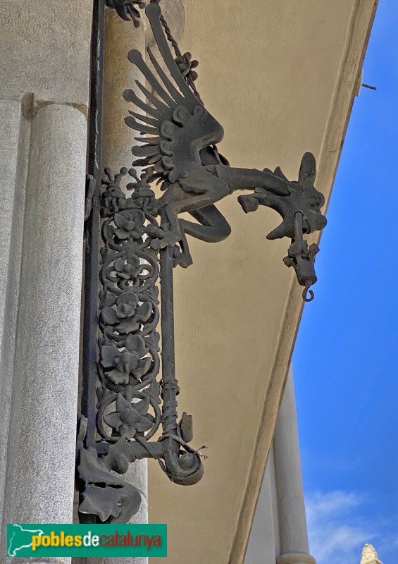 Barcelona - Rambla Catalunya, 17 (Foto: Albert Esteves, 2022) Barcelona - Rambla Catalunya, 17