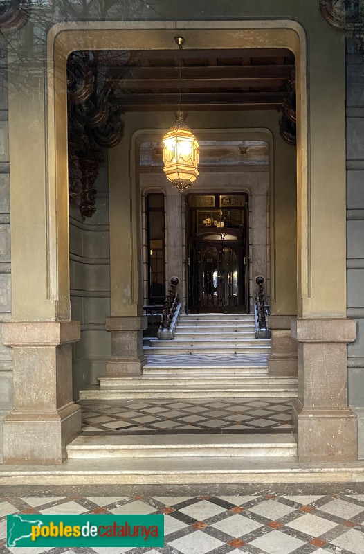 Barcelona - Rambla Catalunya, 23 (Foto: Albert Esteves, 2022) Barcelona - Rambla Catalunya, 23