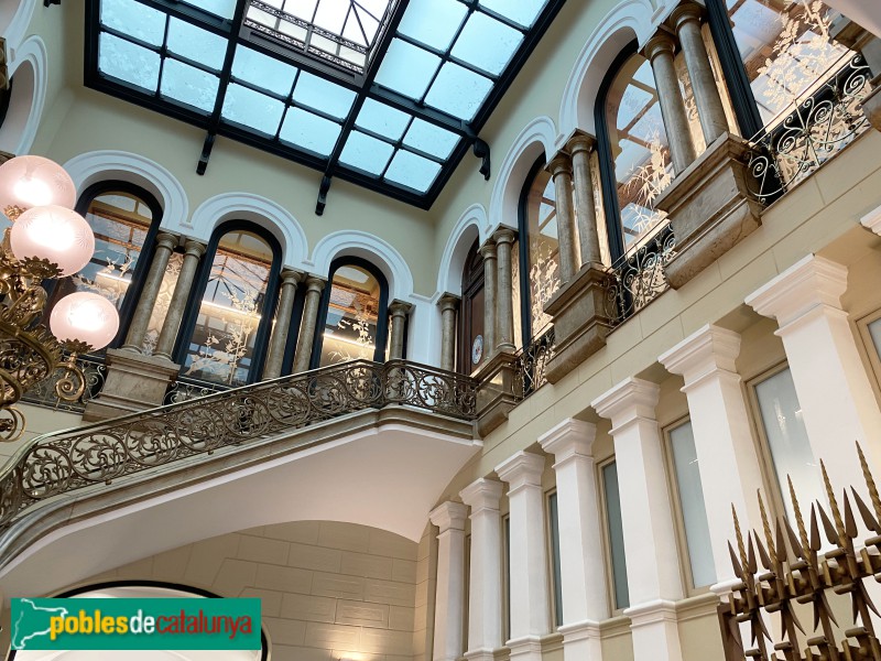 Barcelona - Rambla Catalunya, 33 (Foto: Albert Esteves, 2022) Barcelona - Rambla Catalunya, 33