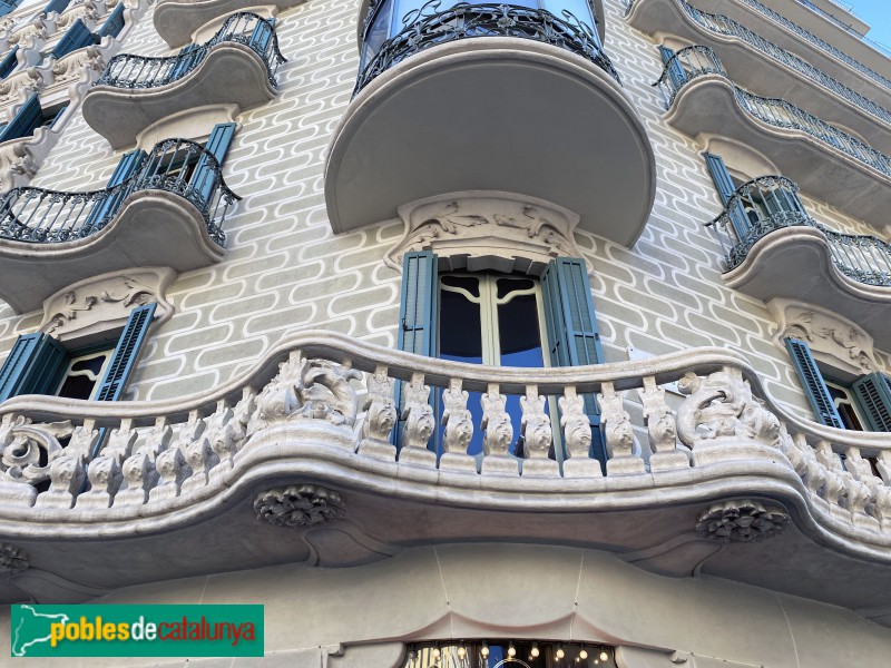 Barcelona - Rambla Catalunya, 61 (Foto: Albert Esteves, 2022) Barcelona - Rambla Catalunya, 61