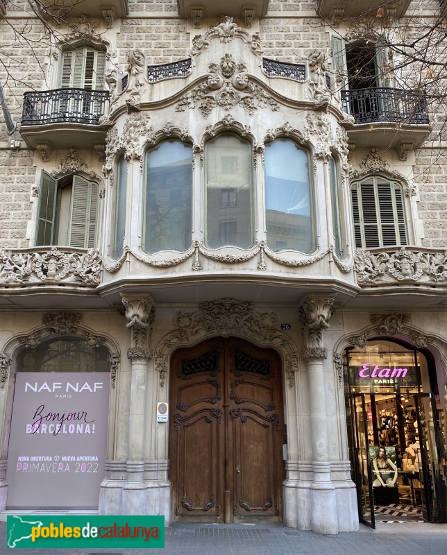 Barcelona - Rambla Catalunya, 78 (Foto: Albert Esteves, 2022) Barcelona - Rambla Catalunya, 78