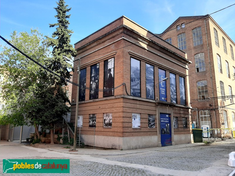 Antiga fàbrica Fabra i Coats. Transformador