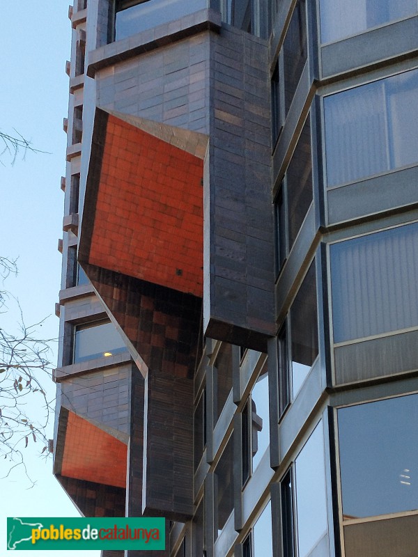 Barcelona - Torre Urquinaona (Foto: Anna Corcoll, 2022) Barcelona - Torre Urquinaona