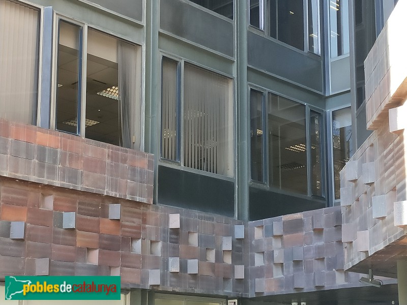 Barcelona - Torre Urquinaona (Foto: Anna Corcoll, 2022) Barcelona - Torre Urquinaona