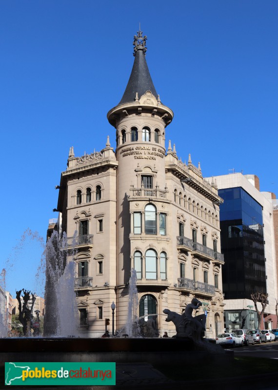 Casa de la Punxa (Cambra de Comerç) (Foto: Albert Esteves, 2022) Casa de la Punxa (Cambra de Comerç)