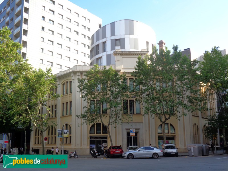 Barcelona - Fàbrica Bayer (Foto: Sergi Suárez, 2022) Barcelona - Fàbrica Bayer