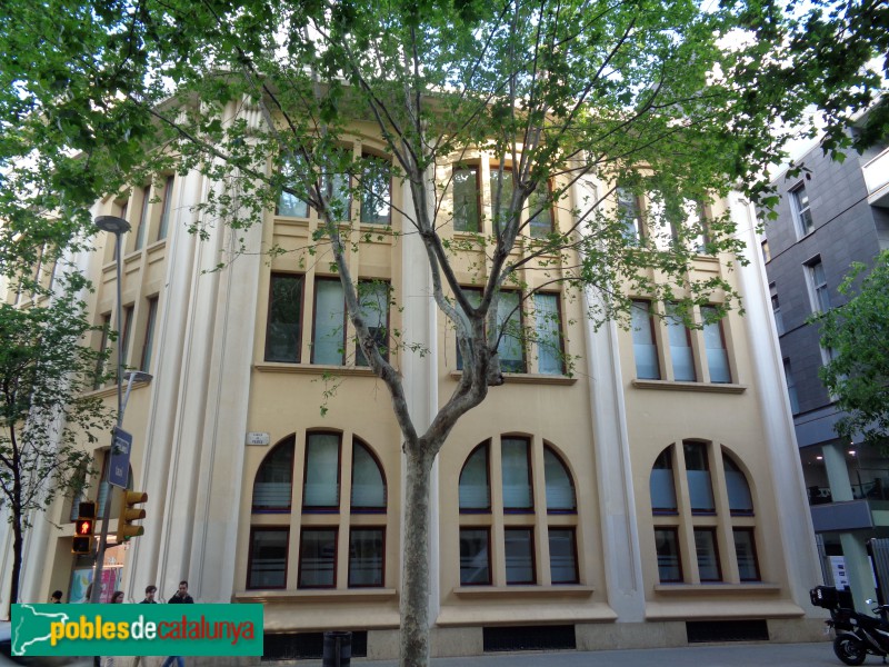 Barcelona - Fàbrica Bayer (Foto: Sergi Suárez, 2022) Barcelona - Fàbrica Bayer