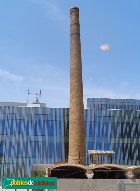 Barcelona - Xemeneia de Tallada i Lora (Foto: Sergi Suárez, 2022) Barcelona - Xemeneia de Tallada i Lora