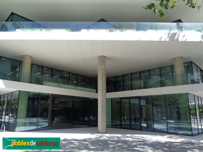 Barcelona - Avinguda d'Icària, 199 (Foto: Sergi Suárez, 2022) Barcelona - Avinguda d'Icària, 199