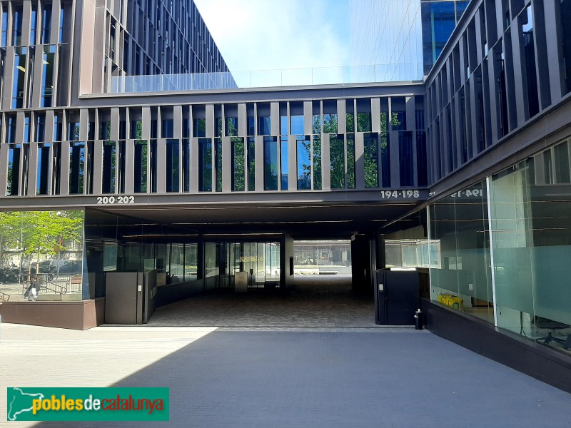 Barcelona - Pallars, 190-202. Entrada (Foto: Sergi Suárez, 2022) Barcelona - Pallars, 190-202. Entrada