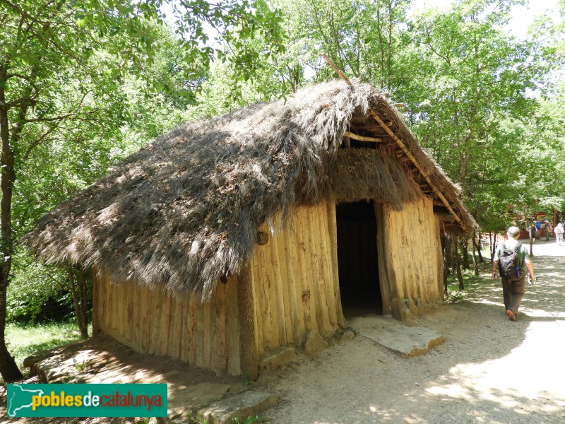 Moià - Parc de les Coves del Toll (Foto: Valentí Pons, 2022) Moià - Parc de les Coves del Toll