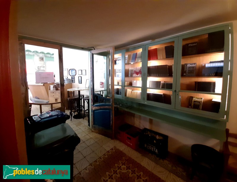 Barcelona - Cooperativa Popular (Sala Beckett) (Foto: Sergi Suárez, 2022) Barcelona - Cooperativa Popular (Sala Beckett)