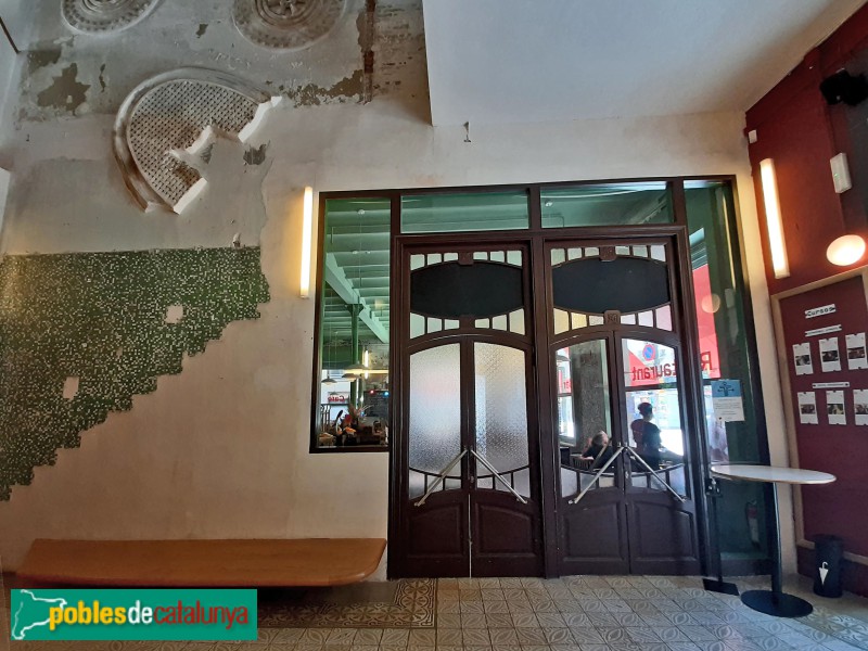 Barcelona - Cooperativa Popular (Sala Beckett) (Foto: Sergi Suárez, 2022) Barcelona - Cooperativa Popular (Sala Beckett)