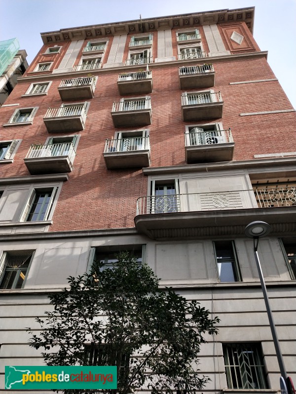 Barcelona - Gran de Gràcia, 1-5 (Foto: Anna Corcoll, 2020) Barcelona - Gran de Gràcia, 1-5