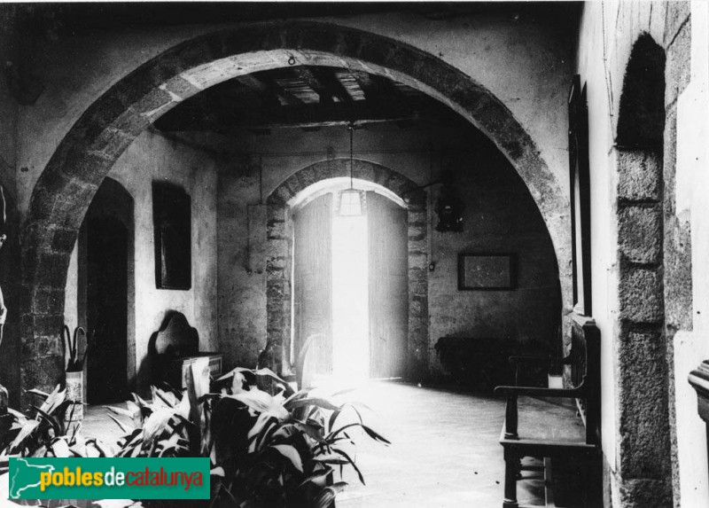 Sant Celoni - Rectoria Vella (Foto: Josep Danés -Arxiu fotogràfic Centre Excursionista de Catalunya-, 1930) Sant Celoni - Rectoria Vella