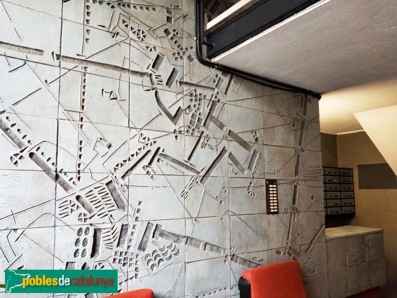 Barcelona - Edifici Mediterrani. Eivissa. (Consell de Cent, 160-186) (Foto: Anna Corcoll, 2019) Barcelona - Edifici Mediterrani. Eivissa. (Consell de Cent, 160-186)