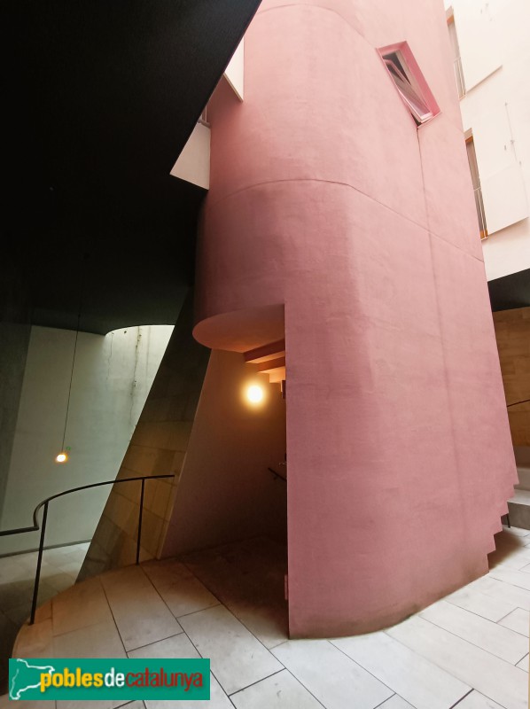 Barcelona - Provença, 203 (Foto: Anna Corcoll, 2022) Barcelona - Provença, 203