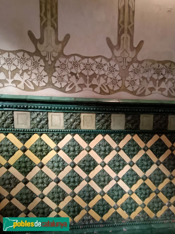 Barcelona - Casa Gomis. Vestíbul (Foto: Anna Corcoll, 2022) Barcelona - Casa Gomis. Vestíbul