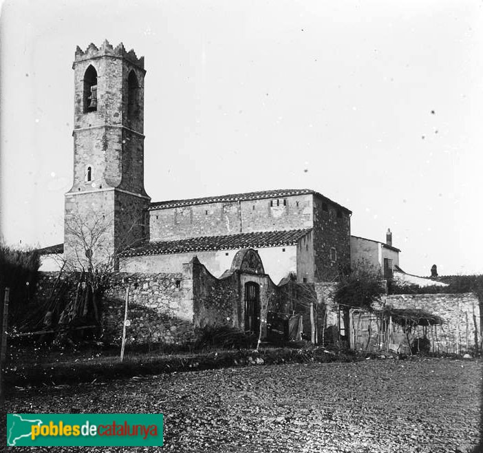 Sant Celoni - Església de la Mare de Déu de l'Esperança (La Batllòria) (Foto: <i>Josep Salvany -Fons Salvany. Biblioteca de Catalunya-</i>, 1915) Sant Celoni - Església de la Mare de Déu de l'Esperança (La Batllòria)