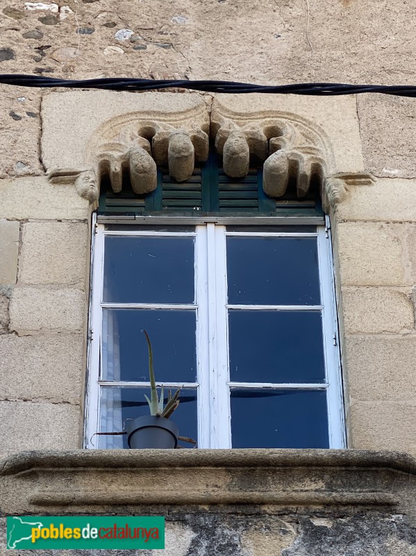 Sant Celoni - Casal dels Gualba - Can Cabra (La Batllòria) (Foto: Albert Esteves, 2022) Sant Celoni - Casal dels Gualba - Can Cabra (La Batllòria)