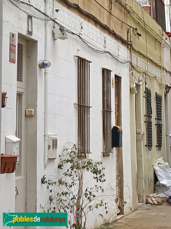 Barcelona - Passatge del carrer de l'Aviació, 12 (Foto: Anna Corcoll, 2022) Barcelona - Passatge del carrer de l'Aviació, 12