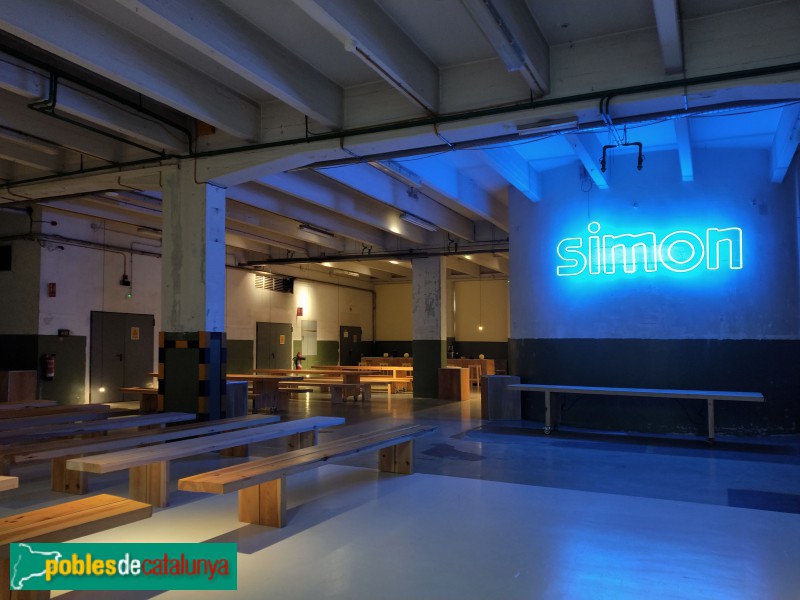 Barcelona - Edifici Simón. Espai 100 (Foto: Anna Corcoll, 2019) Barcelona - Edifici Simón. Espai 100