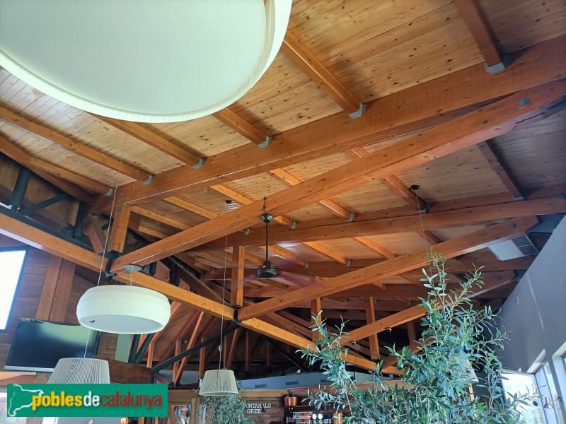 Soriguerola - Casa-club Golf Fontanals (Foto: Anna Corcoll, 2022) Soriguerola - Casa-club Golf Fontanals