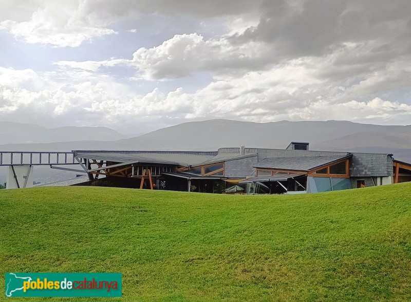 Soriguerola - Casa-club Golf Fontanals (Foto: Anna Corcoll, 2022) Soriguerola - Casa-club Golf Fontanals