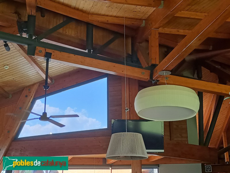 Soriguerola - Casa-club Golf Fontanals (Foto: Anna Corcoll, 2022) Soriguerola - Casa-club Golf Fontanals