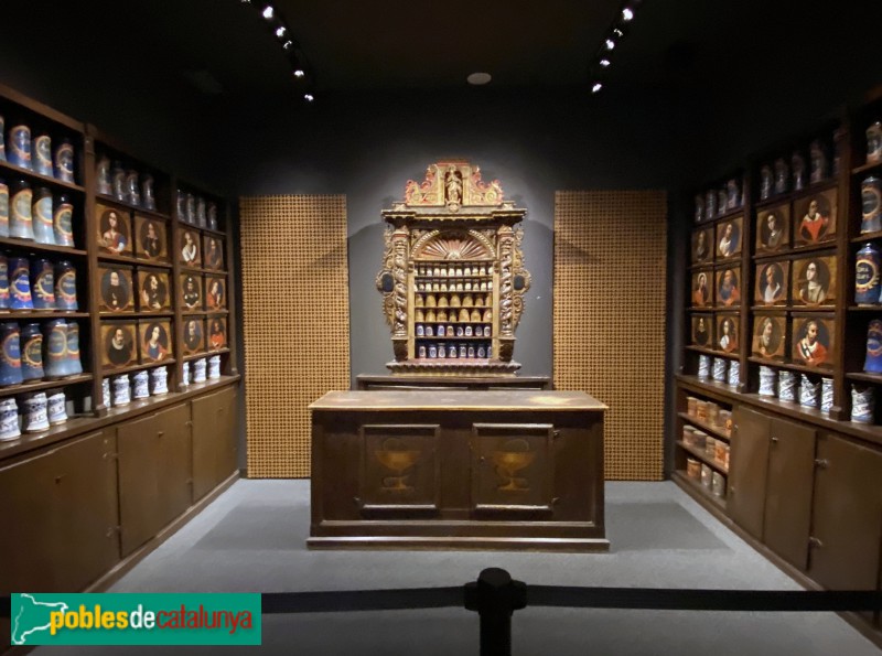 Llívia - Museu de Llívia. Farmàcia Esteva (Foto: Albert Esteves, 2022) Llívia - Museu de Llívia. Farmàcia Esteva