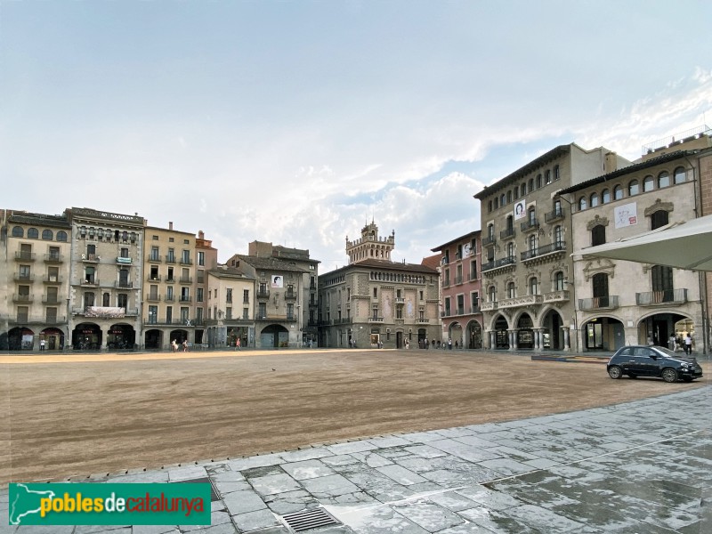 Vic - Plaça Major (Foto: Albert Esteves, 2022) Vic - Plaça Major