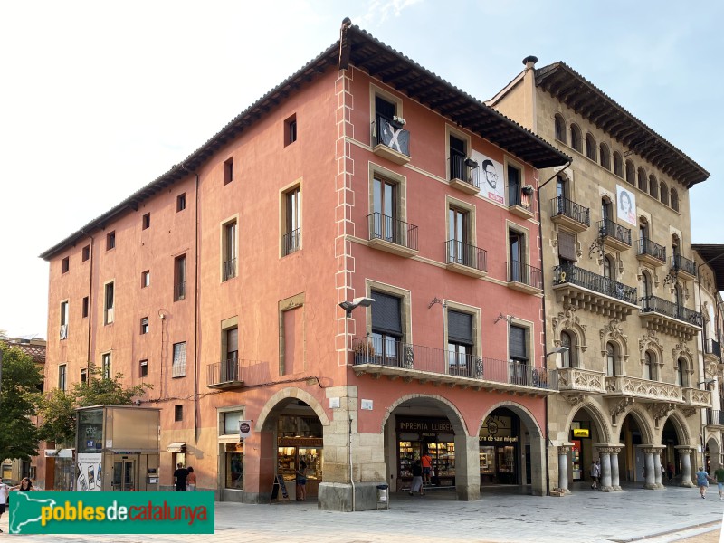 Vic - Plaça Major (Foto: Albert Esteves, 2022) Vic - Plaça Major