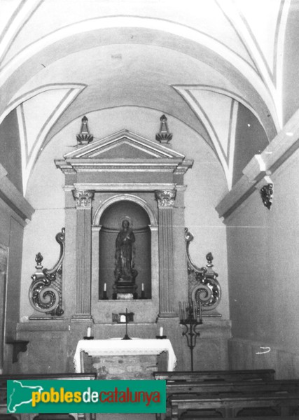 Vic - Capella de Santa Margarida de Fontarnau (Foto: Carme Torrents -invarquit.gencat.cat-, 1982) Vic - Capella de Santa Margarida de Fontarnau