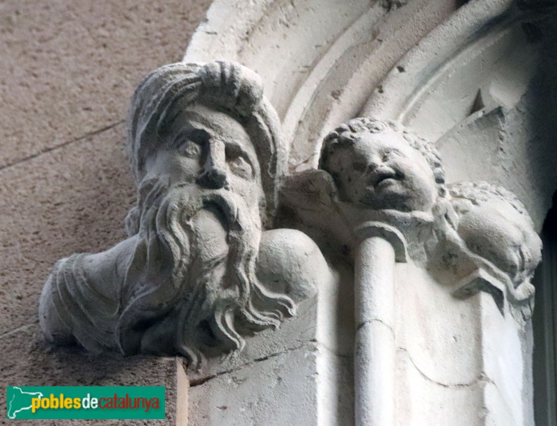 Vic - Casa Plantalamor (Foto: Albert Esteves, 2022) Vic - Casa Plantalamor