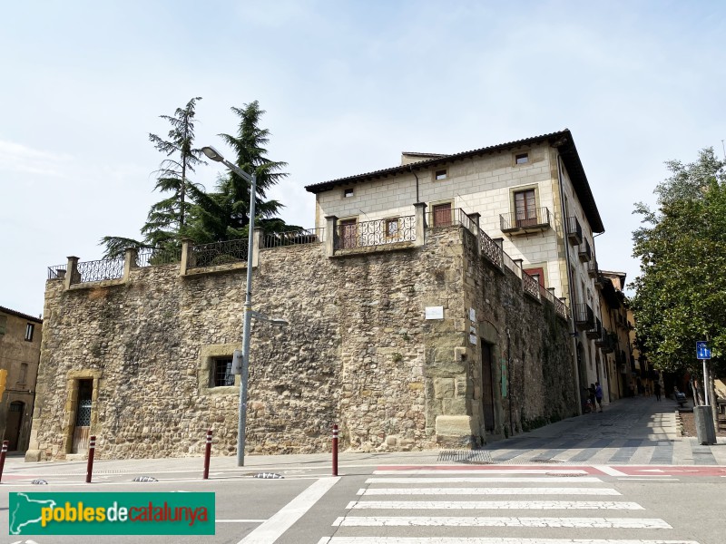 Vic - Casa Parrella (Foto: Albert Esteves, 2022) Vic - Casa Parrella