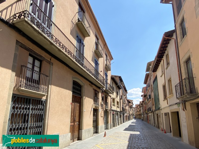 Vic - Carrer Gurb (Foto: Albert Esteves, 2022) Vic - Carrer Gurb