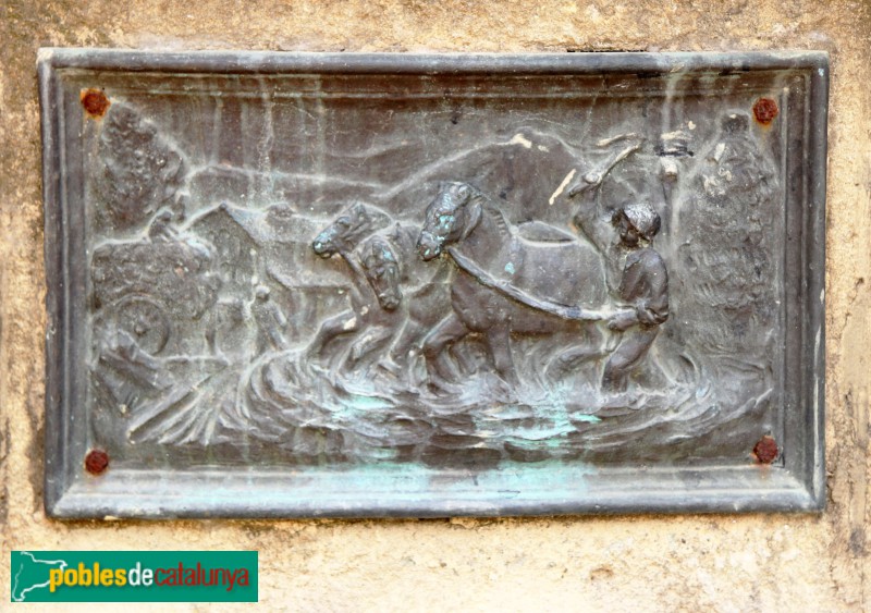 Vic - Font de la Rambla del Carme. Relleu de Pere Puntí (Foto: Albert Esteves, 2022) Vic - Font de la Rambla del Carme. Relleu de Pere Puntí