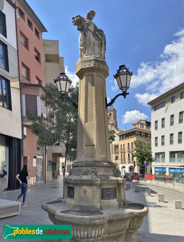 Vic - Font de la Rambla del Carme (Foto: Albert Esteves, 2022) Vic - Font de la Rambla del Carme