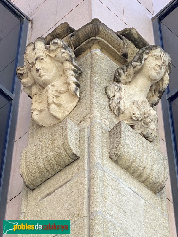 Vic - Antic Hotel Colón (Foto: Albert Esteves, 2022) Vic - Antic Hotel Colón