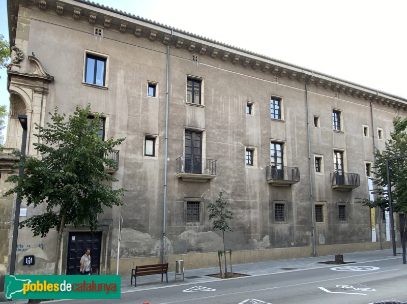 Vic - Església i convent de Sant Domènec (Foto: Albert Esteves, 2022) Vic - Església i convent de Sant Domènec