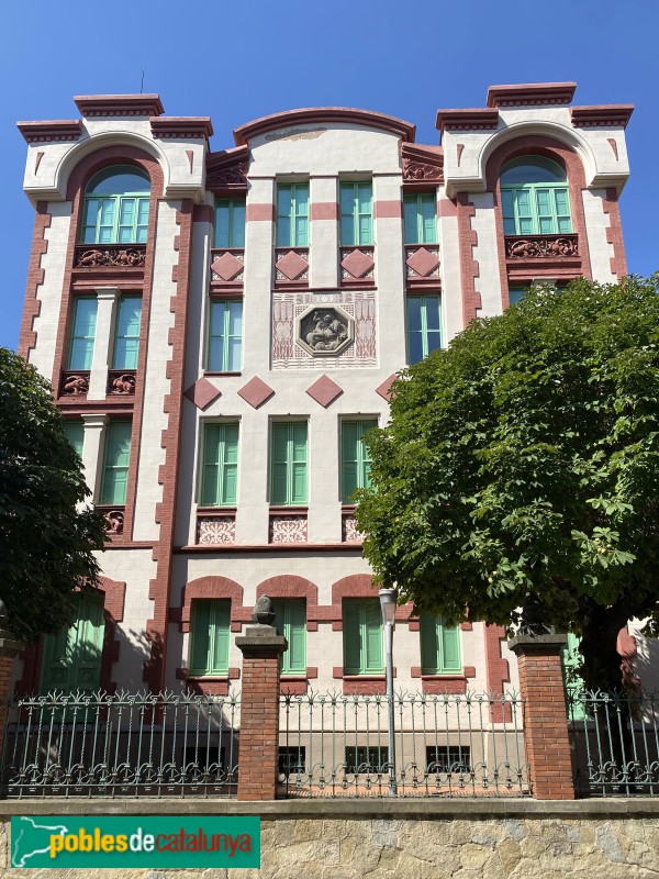 Vic - Farinera Sant Jordi (Foto: Albert Esteves, 2022) Vic - Farinera Sant Jordi